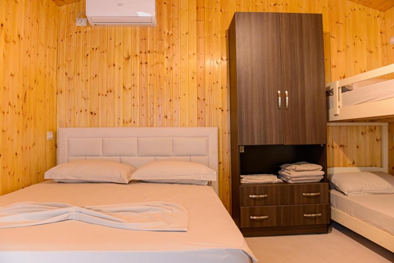 Ecuador Resort Zvernec Экстерьер фото