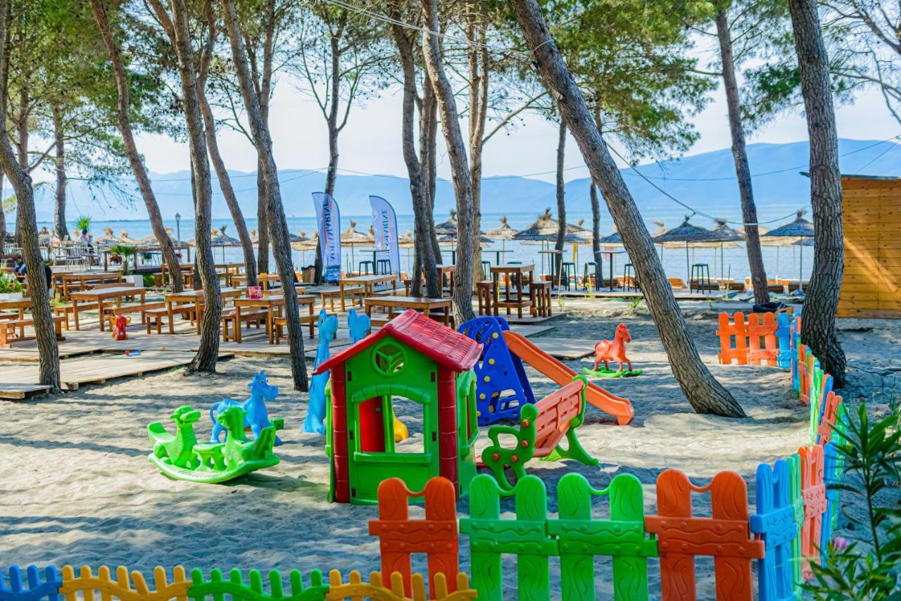 Ecuador Resort Zvernec Экстерьер фото