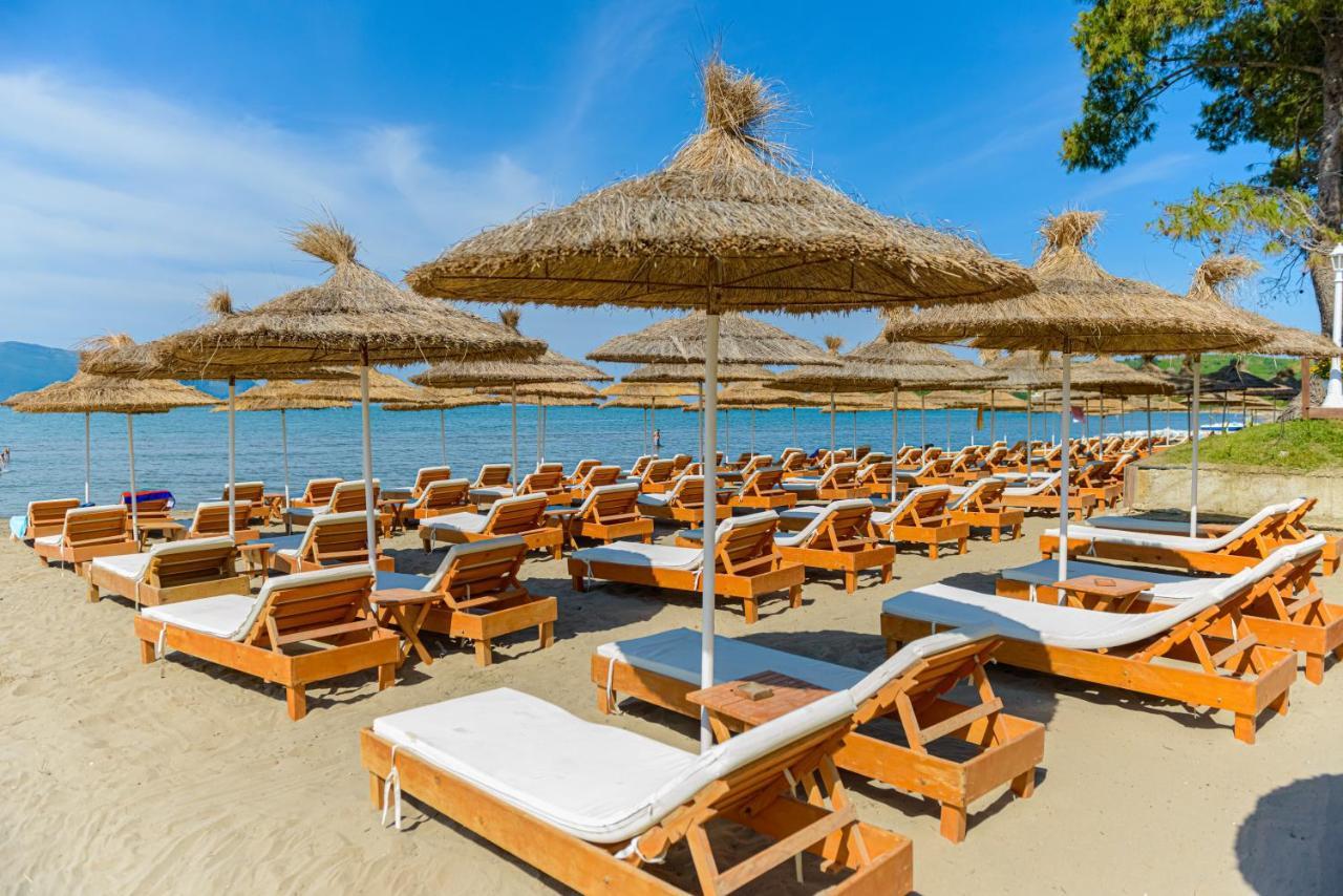 Ecuador Resort Zvernec Экстерьер фото