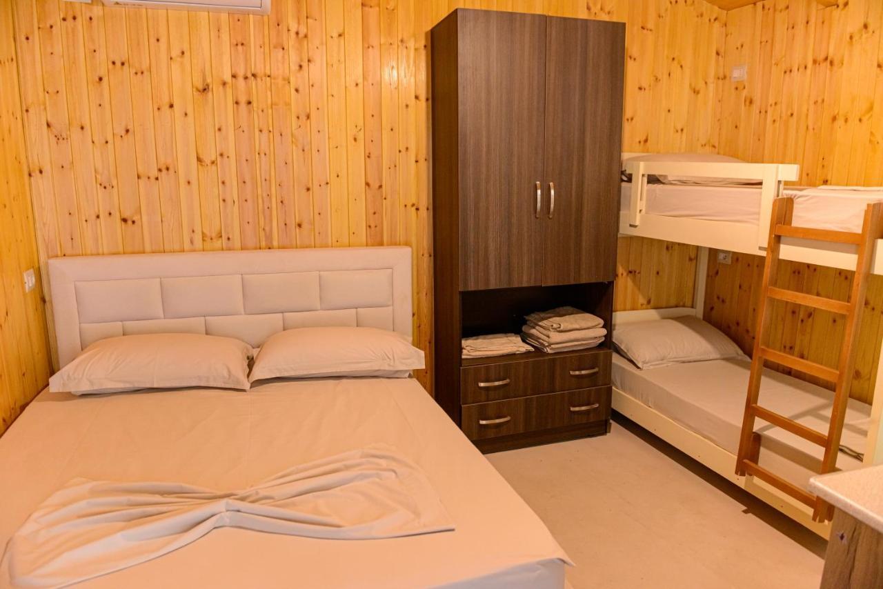 Ecuador Resort Zvernec Экстерьер фото