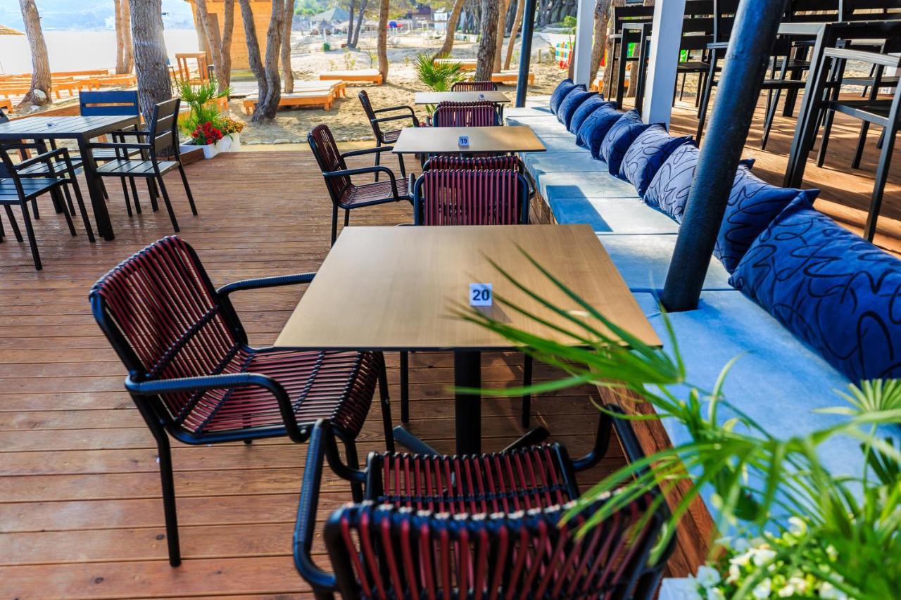 Ecuador Resort Zvernec Экстерьер фото